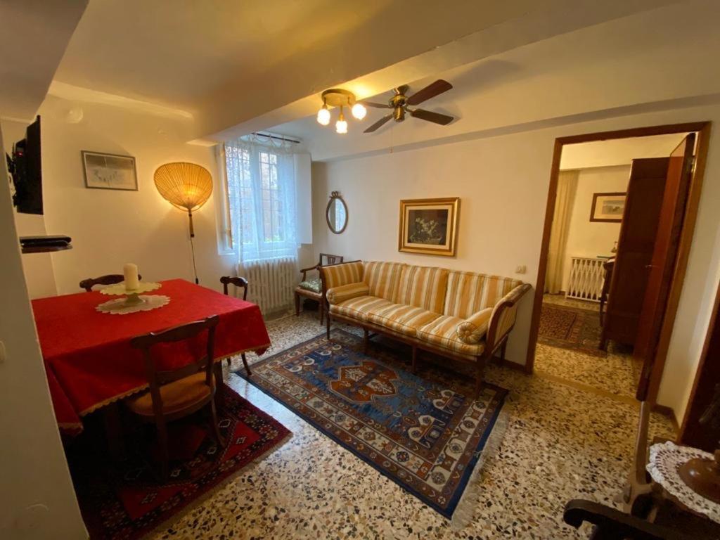 Le Case Cavallini Sgarbi Di Rina Cavallini Ferrara Exterior foto