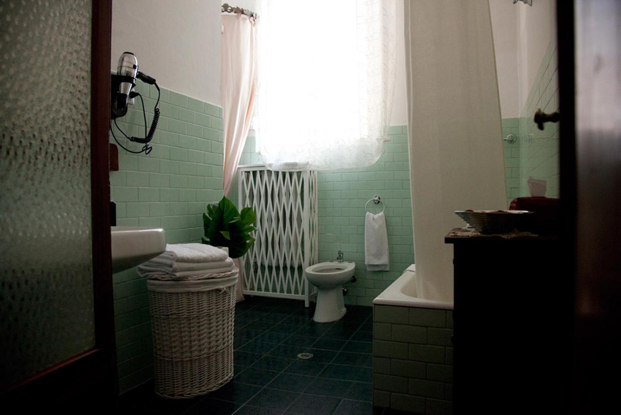 Le Case Cavallini Sgarbi Di Rina Cavallini Ferrara Quarto foto